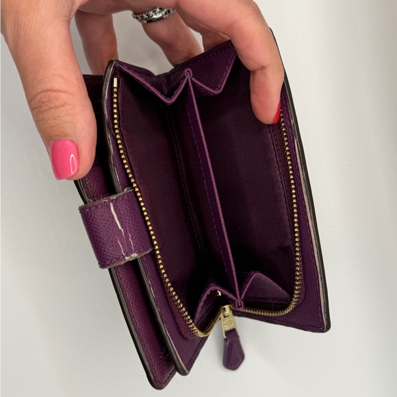 Coach Signature Medium Corner Zip Wallet - Brown/Plum - Picture 5 of 12